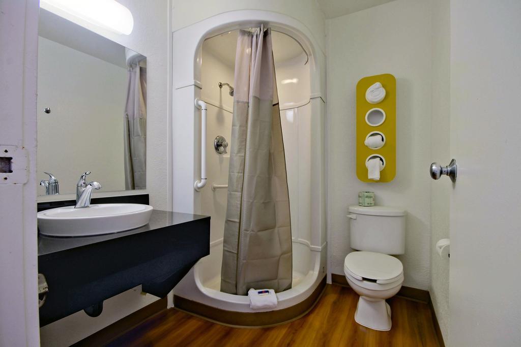 Travelodge By Wyndham Pompano Beach Rum bild